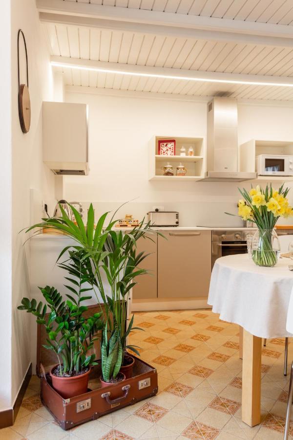 Ca' Marchesi Apartments Sernio Bagian luar foto