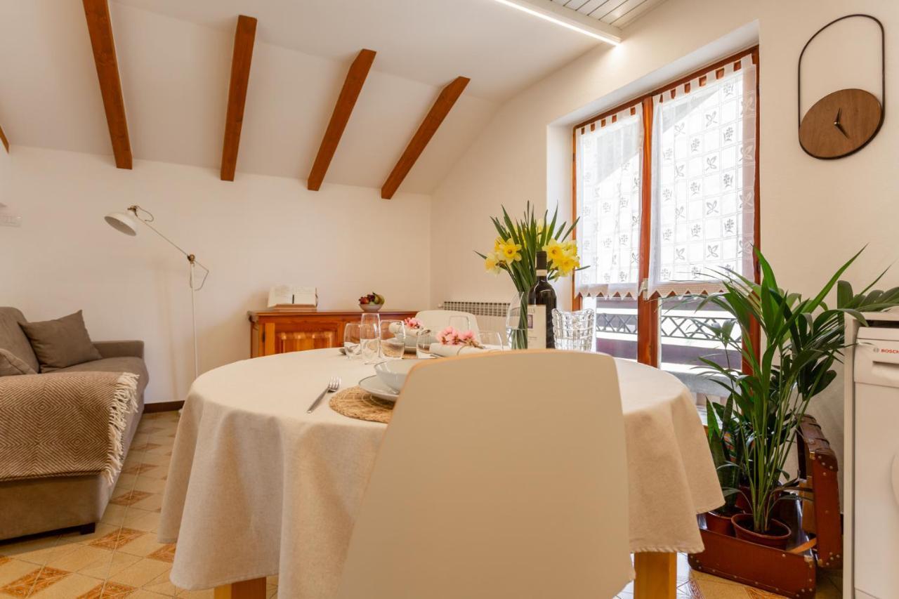 Ca' Marchesi Apartments Sernio Bagian luar foto