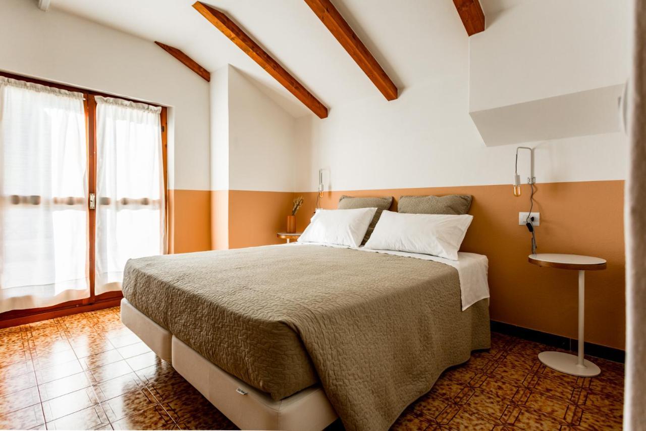 Ca' Marchesi Apartments Sernio Bagian luar foto