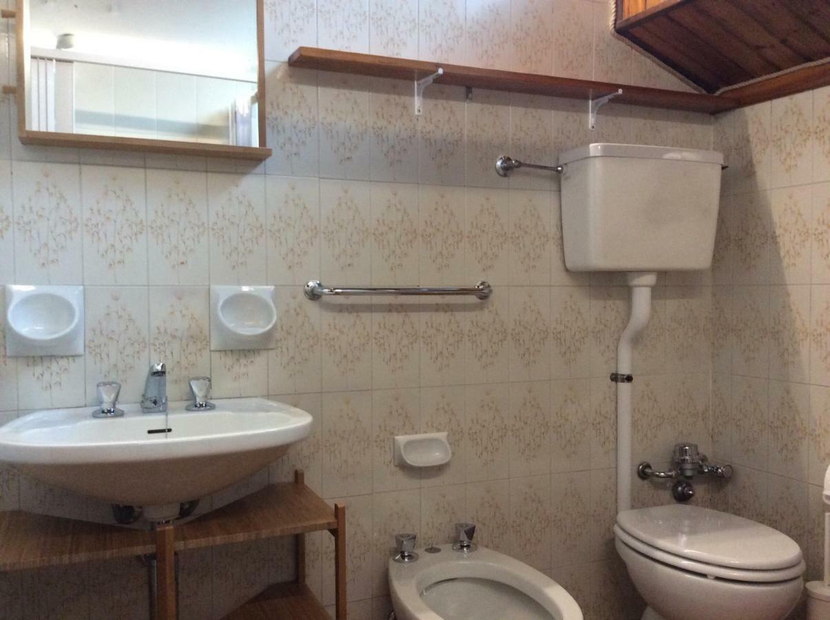 Ca' Marchesi Apartments Sernio Bagian luar foto